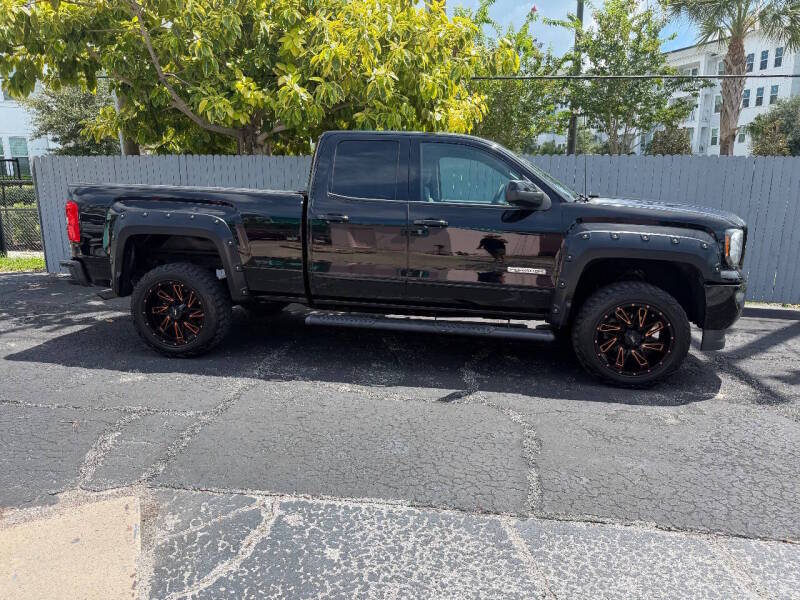 gmc sierra 1500 2018 1GTR1LEC7JZ156381 image gmc sierra 1500 2018 1GTR1LEC7JZ156381 image